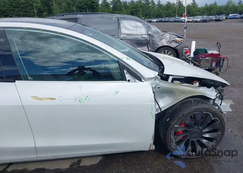 2022 Tesla Model Y Performance Dual Motor All-Wheel Drive from USA, damaged, VIN 7SAYGDEF7NF540878